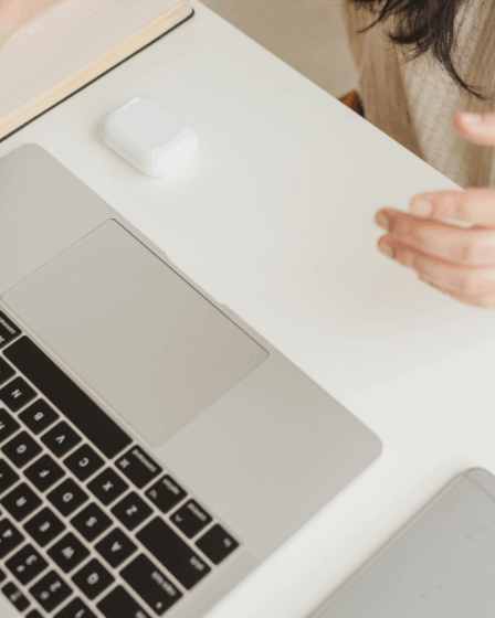 Quel est le salaire d’un(e) juriste en droit des contrats ?